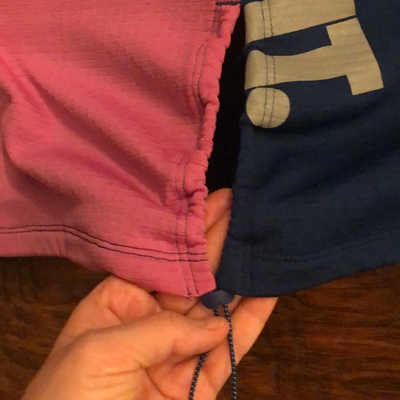 NIKE THERMA SPHERE ICON CLASH RUNNING TOP NWT - Picture 14 of 14